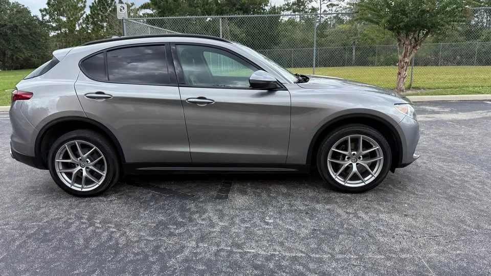 2017 Alfa Romeo Stelvio - Image 4 of 15