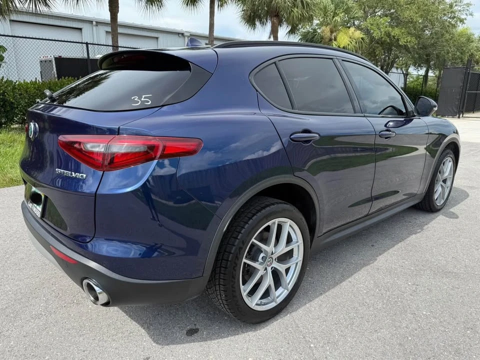2017 Alfa Romeo Stelvio - Image 4 of 12