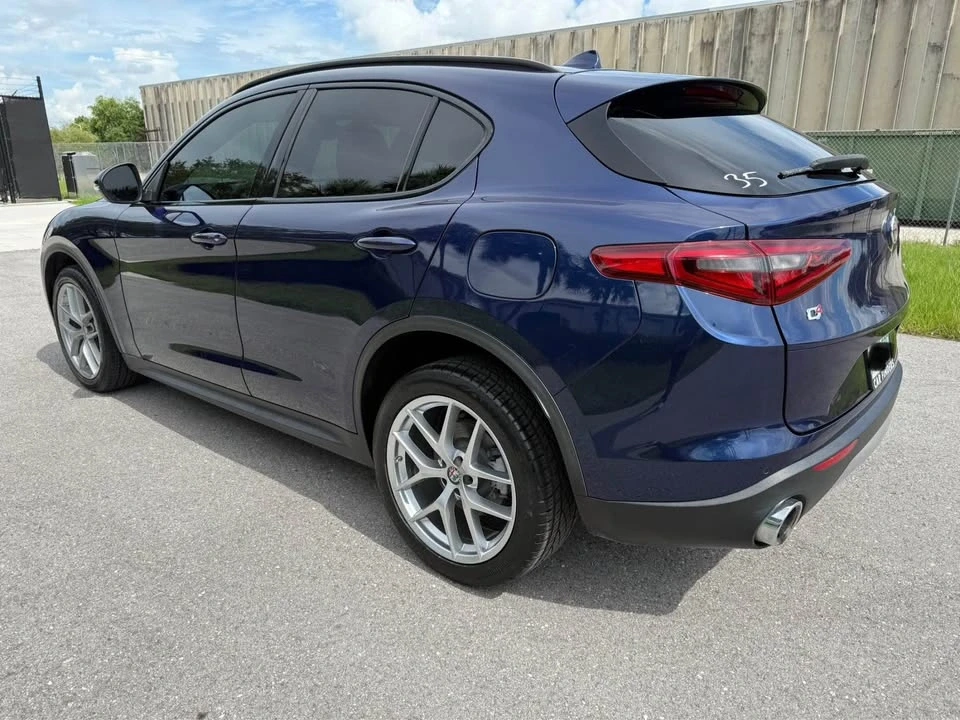 2017 Alfa Romeo Stelvio - Image 6 of 12