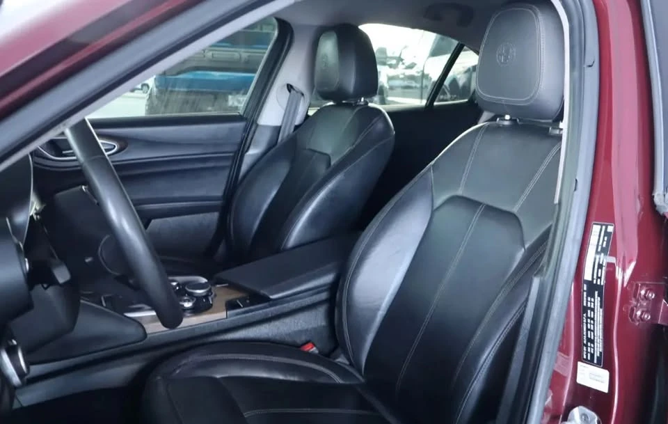 2017 Alfa Romeo Giulia - Image 3 of 4