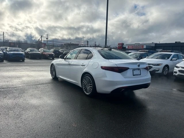 2017 Alfa Romeo Giulia - Image 3 of 12