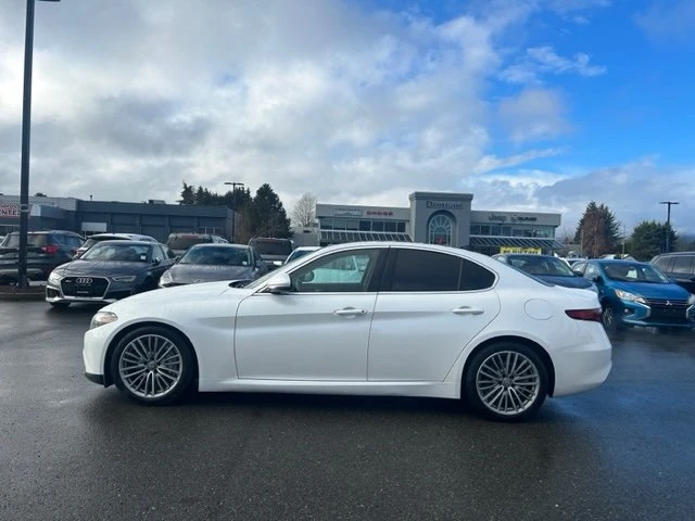 2017 Alfa Romeo Giulia - Image 2 of 12