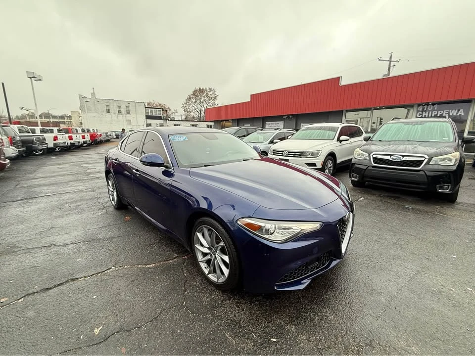 2017 Alfa Romeo Giulia - Image 3 of 18