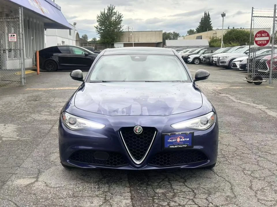 2017 Alfa Romeo Giulia - Image 2 of 19