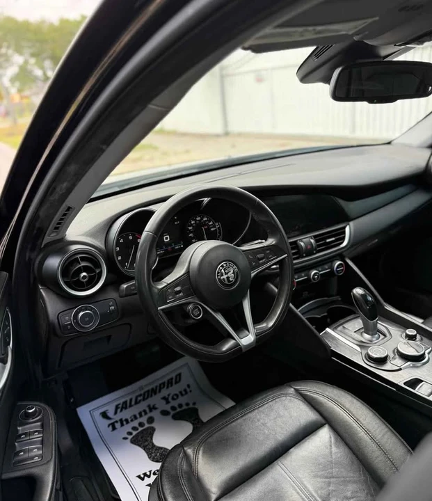 2017 Alfa Romeo Giulia - Image 2 of 14