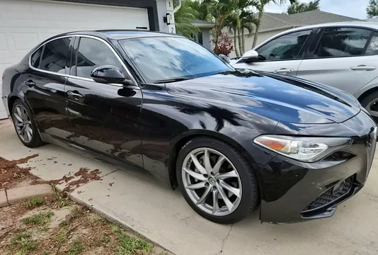 2017 Alfa Romeo Giulia Base