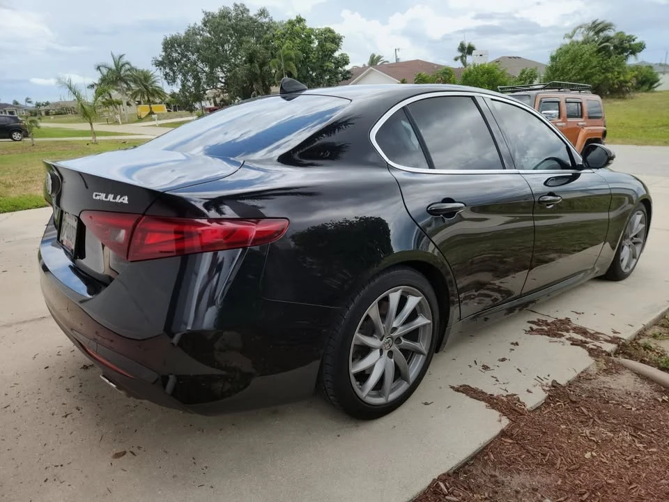 2017 Alfa Romeo Giulia - Image 2 of 8