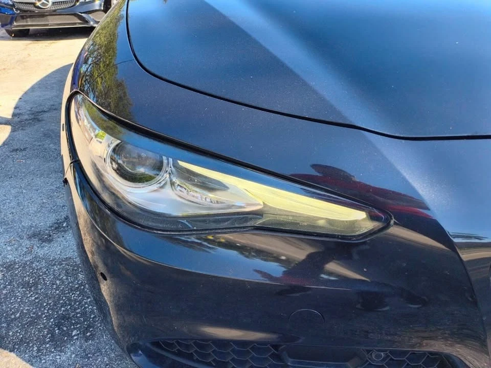 2017 Alfa Romeo Giulia - Image 18 of 20