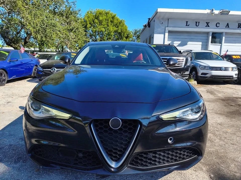 2017 Alfa Romeo Giulia - Image 12 of 20