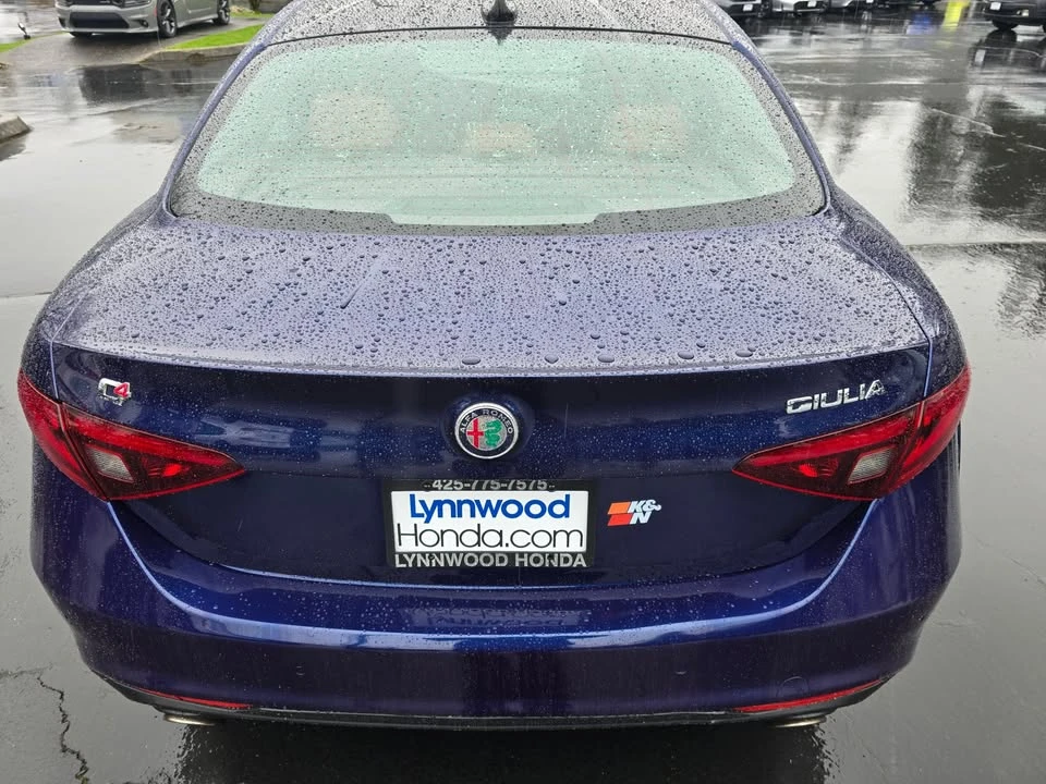2017 Alfa Romeo Giulia - Image 5 of 20