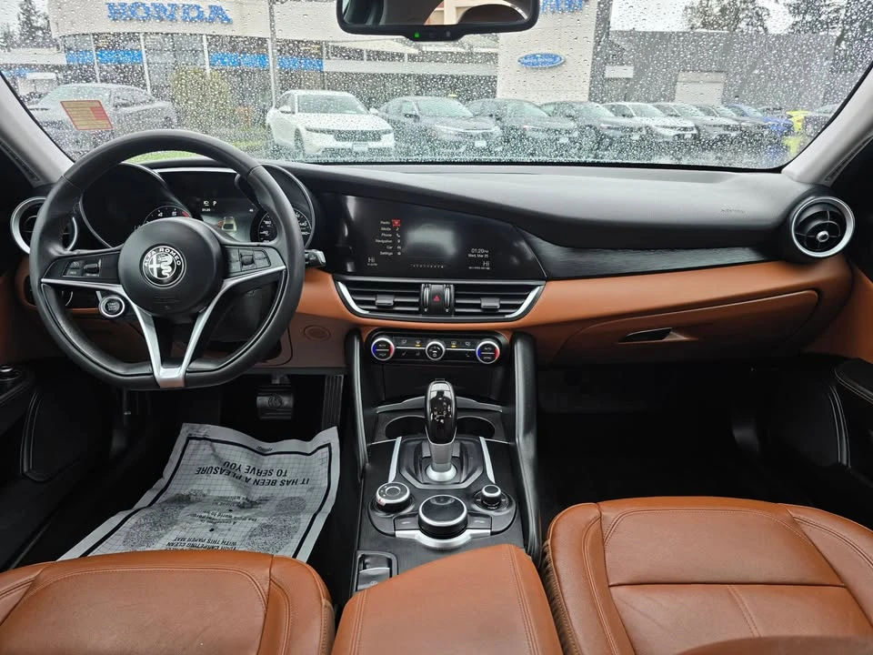2017 Alfa Romeo Giulia - Image 2 of 20