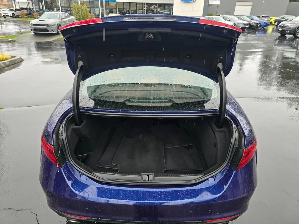 2017 Alfa Romeo Giulia - Image 6 of 20