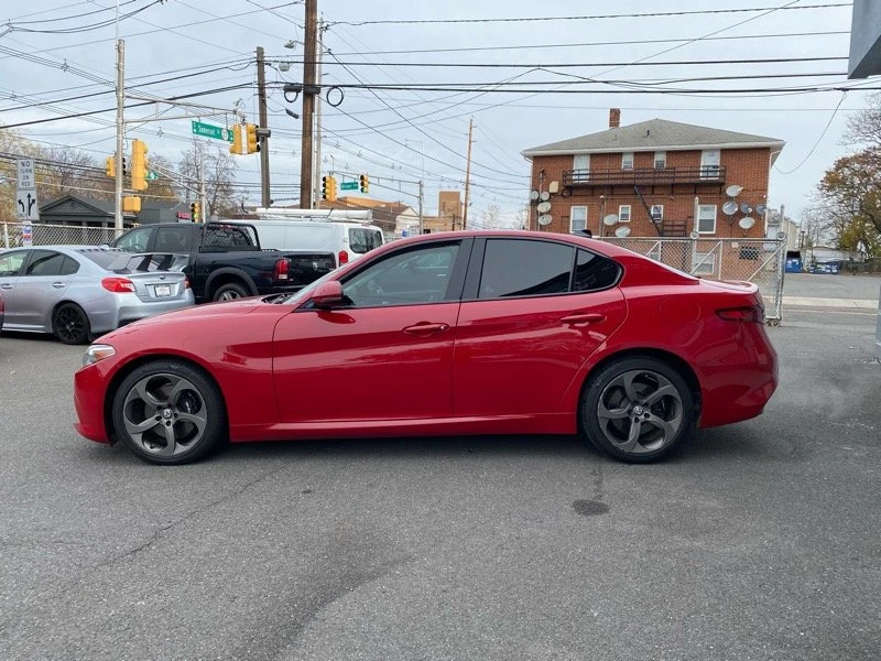 2017 Alfa Romeo Giulia - Image 8 of 20