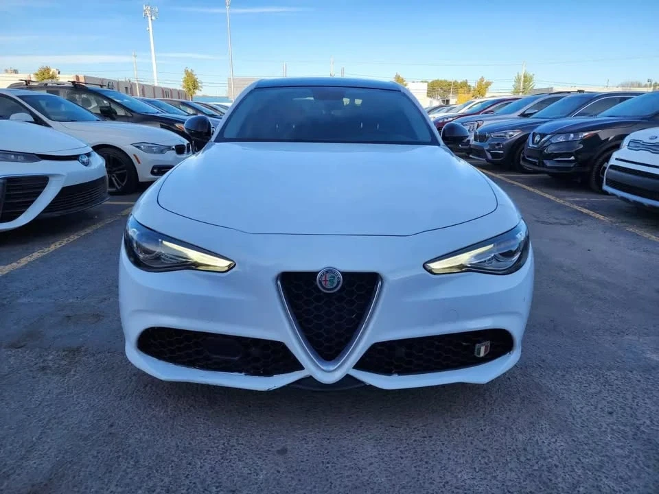 2017 Alfa Romeo Giulia - Image 2 of 11