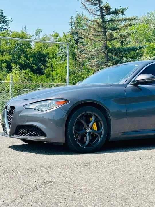 2017 Alfa Romeo Giulia - Image 7 of 20