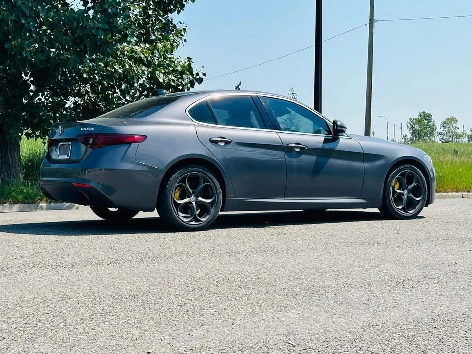 2017 Alfa Romeo Giulia - Image 6 of 20