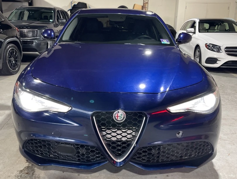 2017 Alfa Romeo Giulia - Image 6 of 13