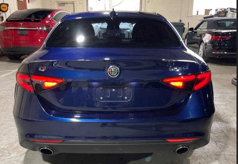 2017 Alfa Romeo Giulia - Image 4 of 13