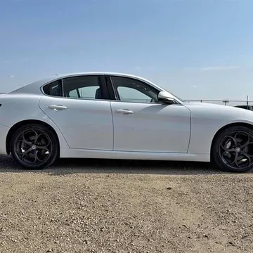 2017 Alfa Romeo Giulia Q4
