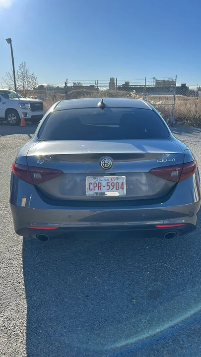 2017 Alfa Romeo Giulia - Image 4 of 15
