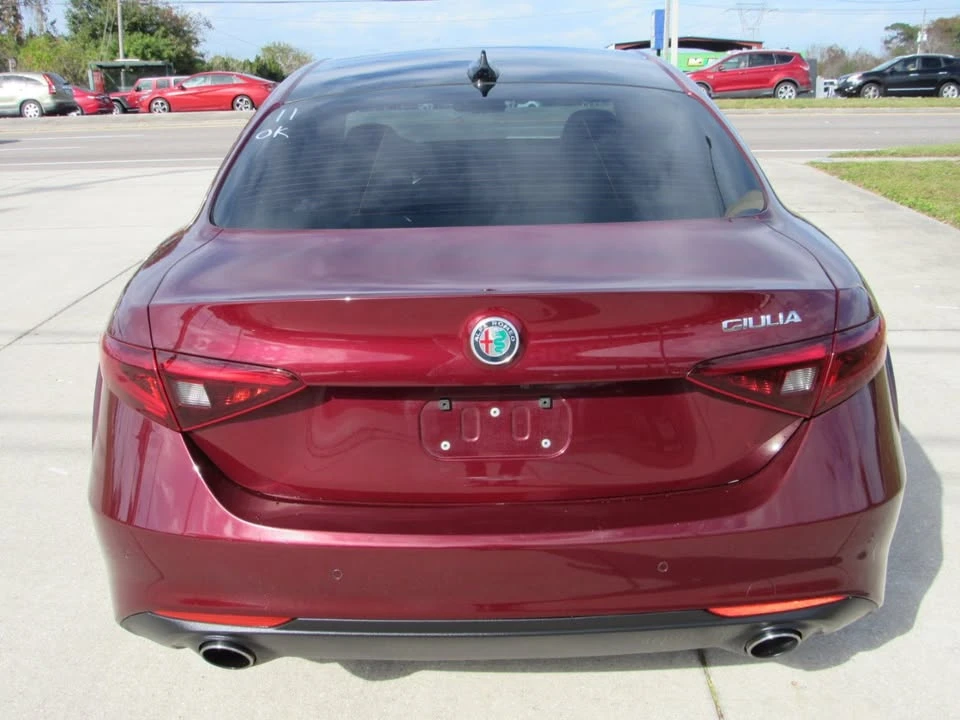 2017 Alfa Romeo Giulia - Image 4 of 9