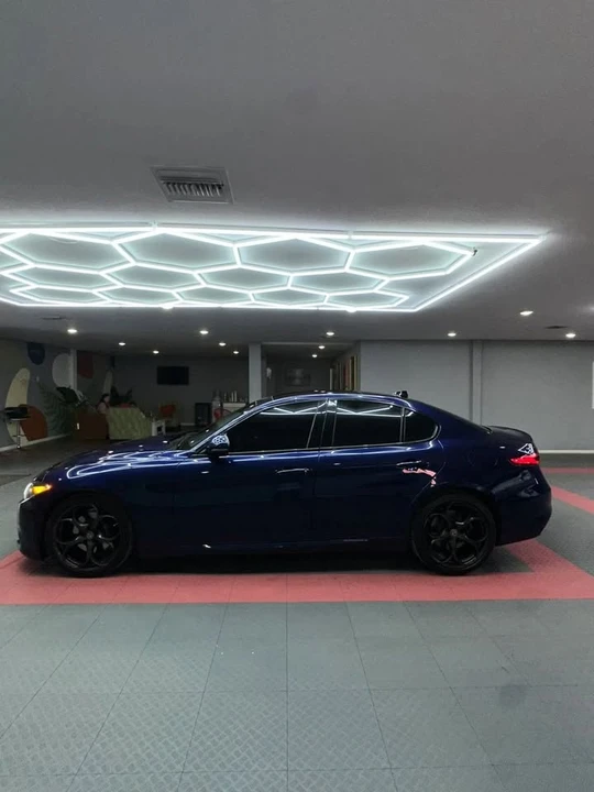 2017 Alfa Romeo Giulia - Image 3 of 20