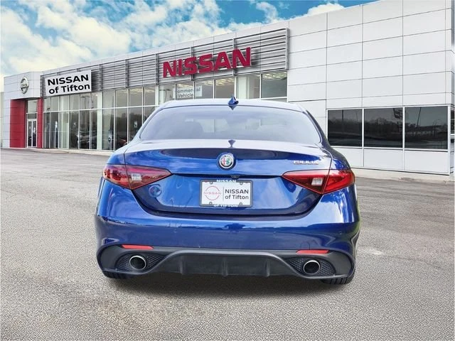 2017 Alfa Romeo Giulia - Image 5 of 20