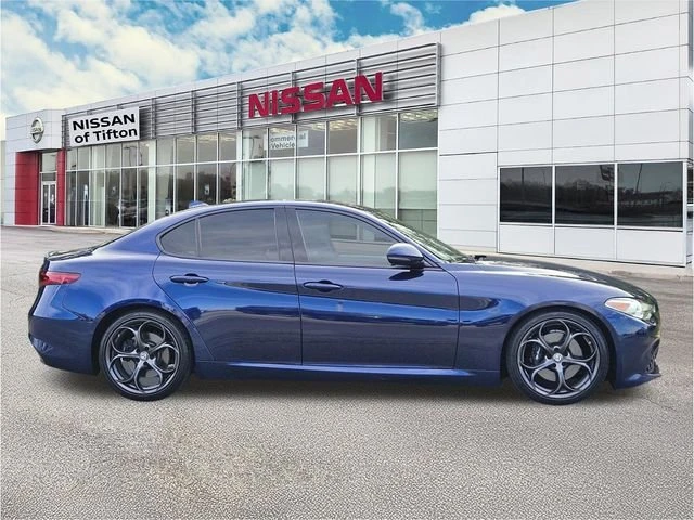 2017 Alfa Romeo Giulia - Image 3 of 20