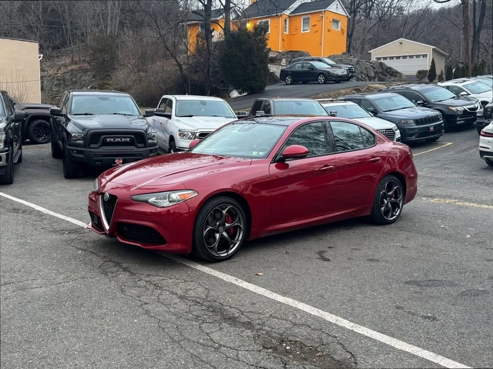 2017 Alfa Romeo Giulia - Image 3 of 20