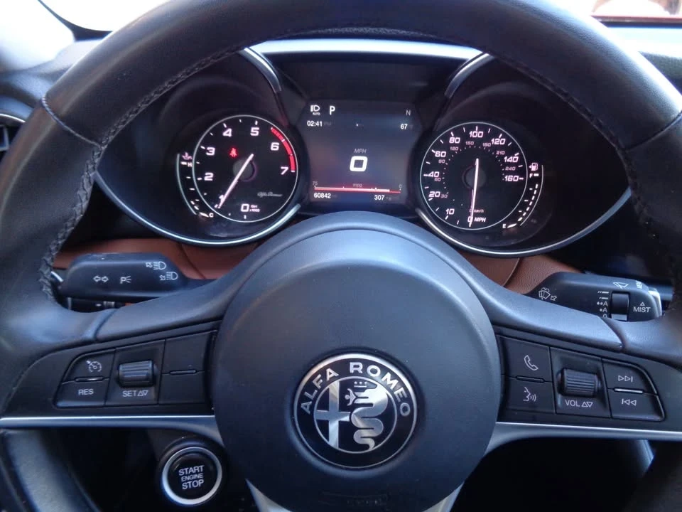 2017 Alfa Romeo Giulia - Image 12 of 19