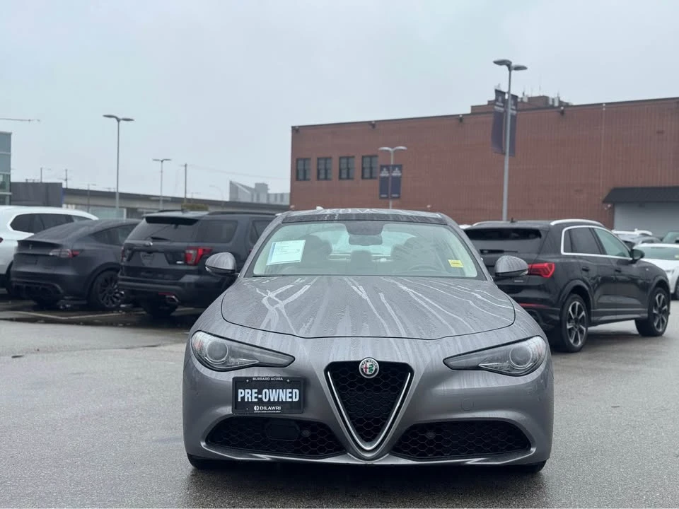 2017 Alfa Romeo Giulia - Image 3 of 19