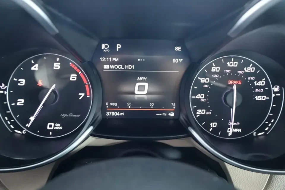 2017 Alfa Romeo Giulia - Image 7 of 7