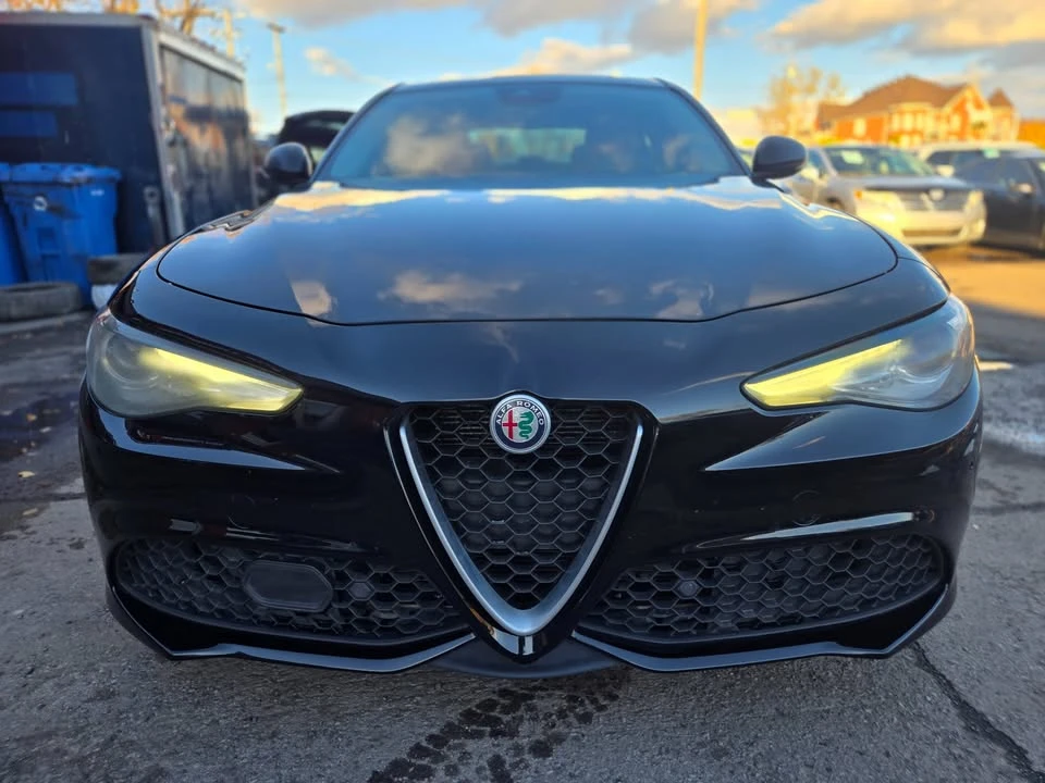 2017 Alfa Romeo Giulia - Image 4 of 17