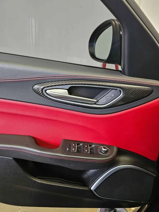 2017 Alfa Romeo Giulia Quadrifoglio - Image 10 of 15