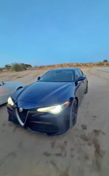 2017 Alfa Romeo Giulia Ti
