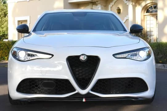 2017 Alfa Romeo Giulia - Image 3 of 3