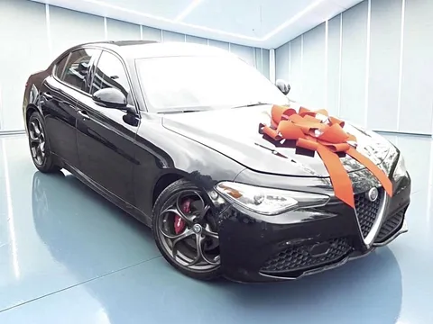 2017 Alfa Romeo Giulia Ti