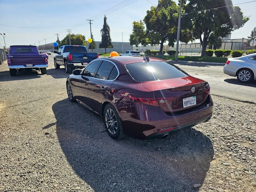 2017 Alfa Romeo Giulia - Image 7 of 20