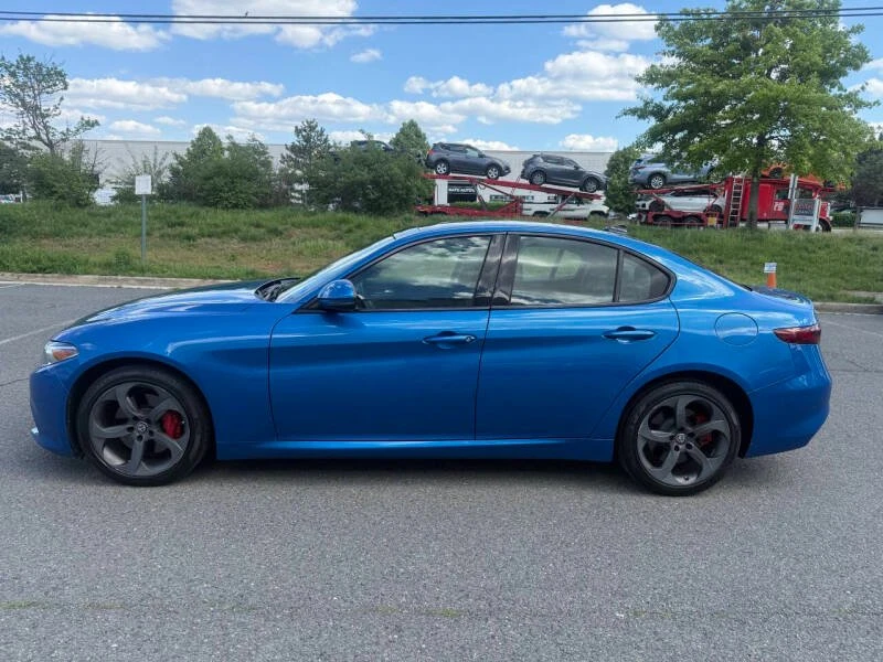 2017 Alfa Romeo Giulia - Image 6 of 19
