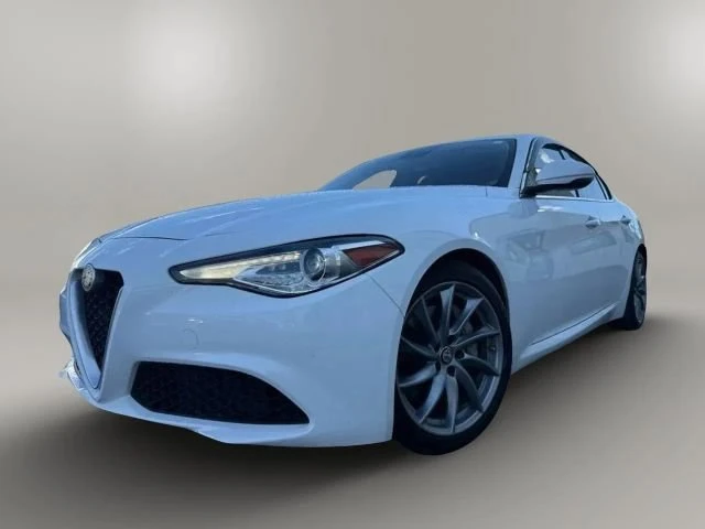 2017 Alfa Romeo Giulia - Image 2 of 19