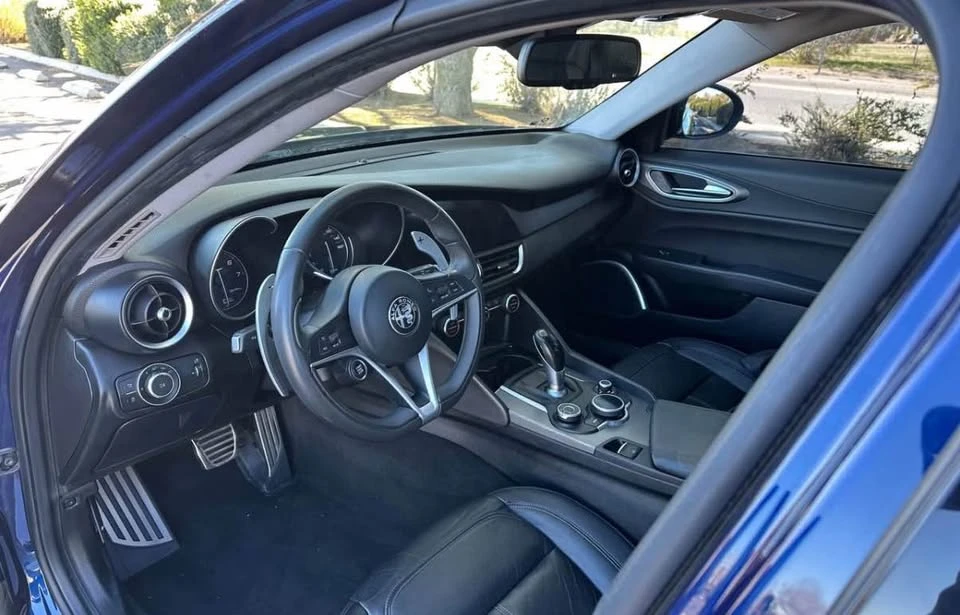 2017 Alfa Romeo Giulia - Image 3 of 3