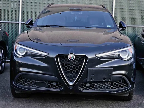 2017 Alfa Romeo Stelvio Sport