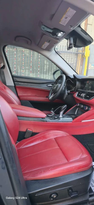 2017 Alfa Romeo Stelvio - Image 7 of 10