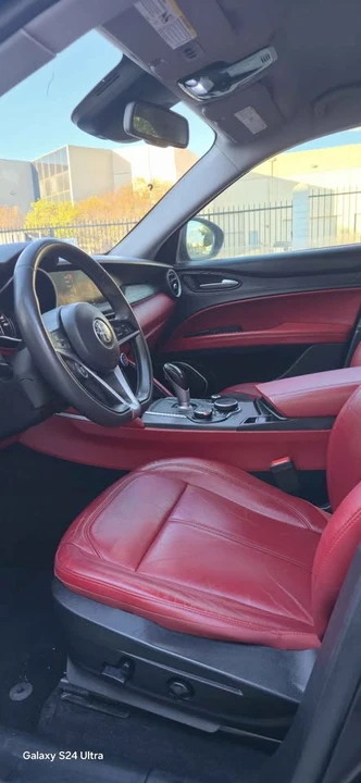 2017 Alfa Romeo Stelvio - Image 9 of 10