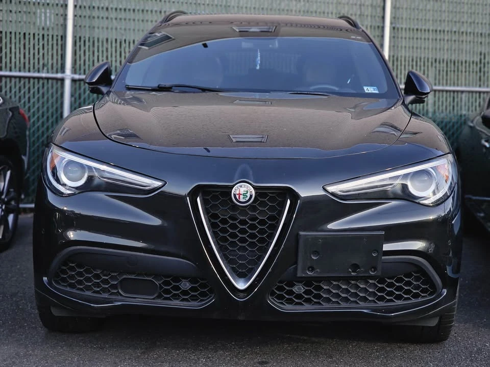 2017 Alfa Romeo Stelvio - Image 8 of 8