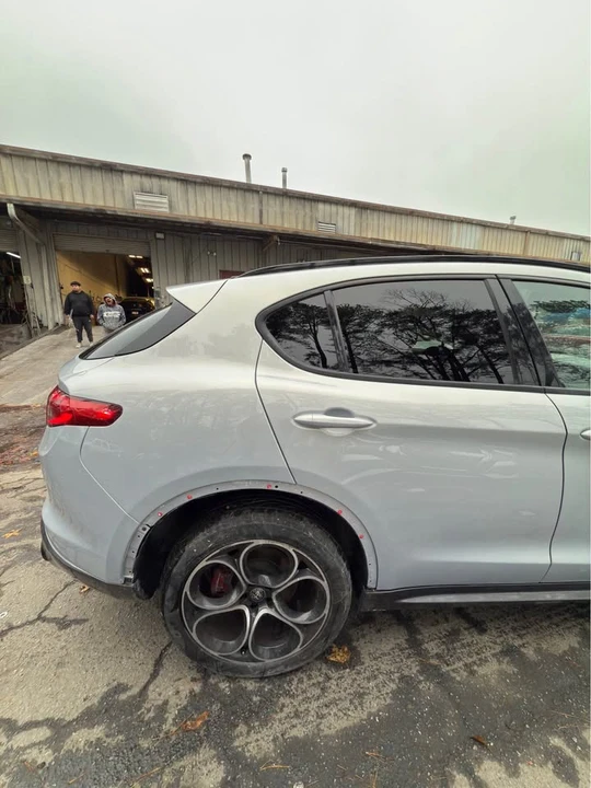 2017 Alfa Romeo Stelvio - Image 2 of 5