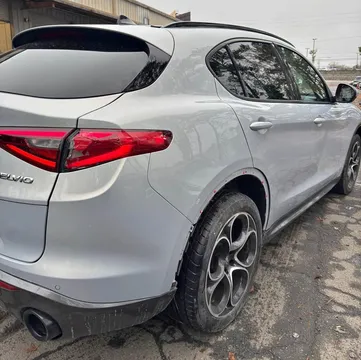 2017 Alfa Romeo Stelvio Ti Sport