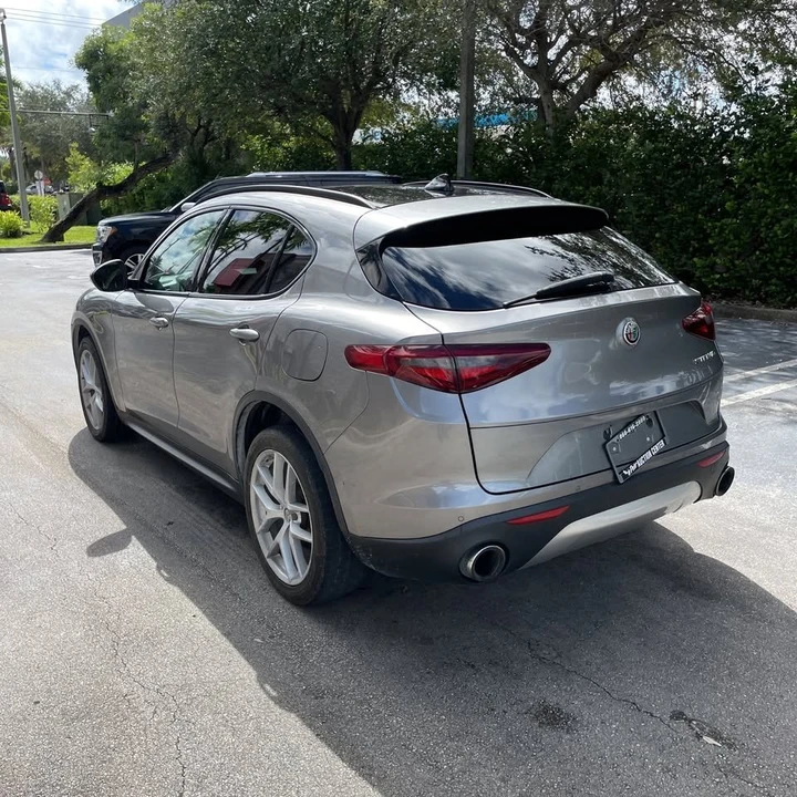 2017 Alfa Romeo Stelvio - Image 3 of 6