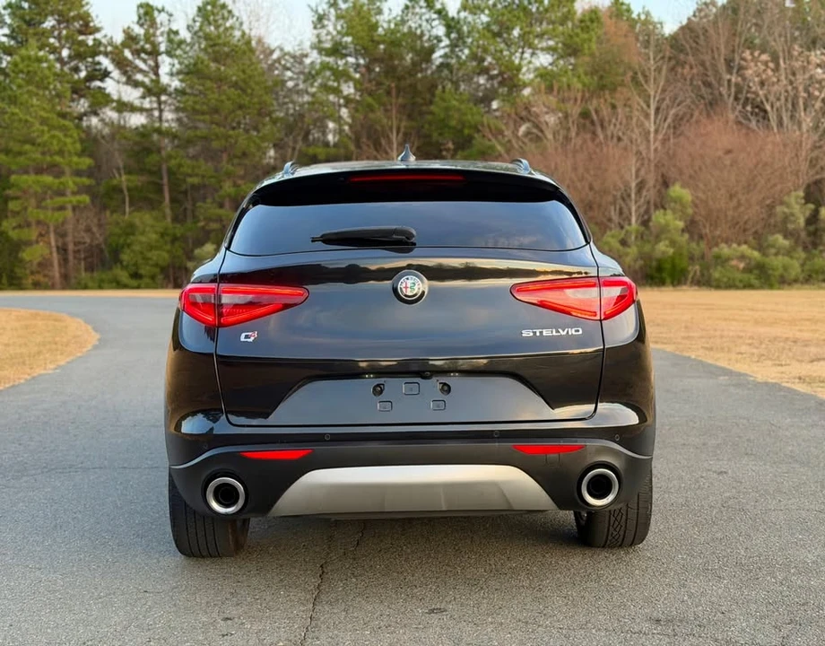 2017 Alfa Romeo Stelvio - Image 3 of 17