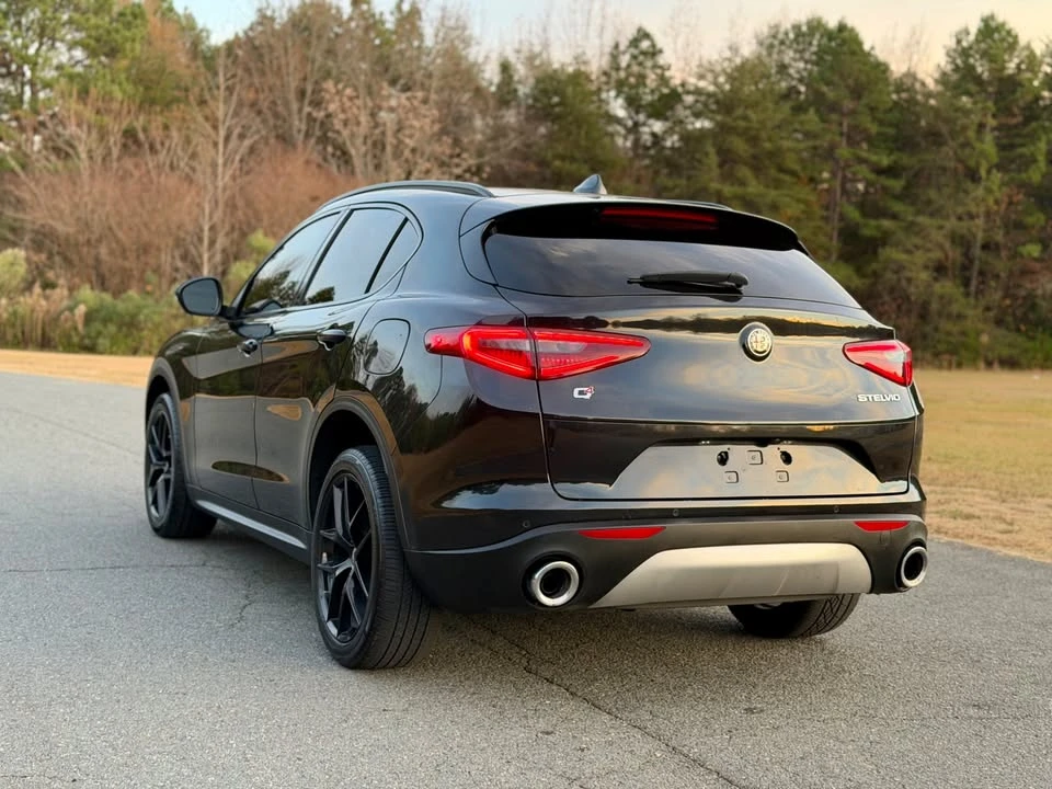 2017 Alfa Romeo Stelvio - Image 4 of 17